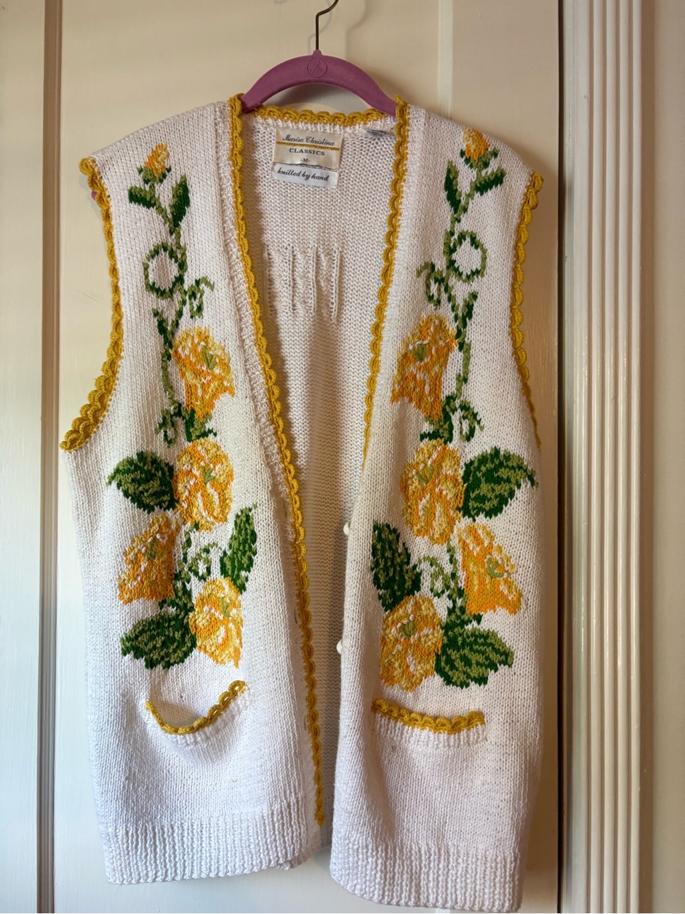 GENUINE HANDMADE VINTAGE GRANMA Floral Knit Sleeveless Sweater Vest yellow/white